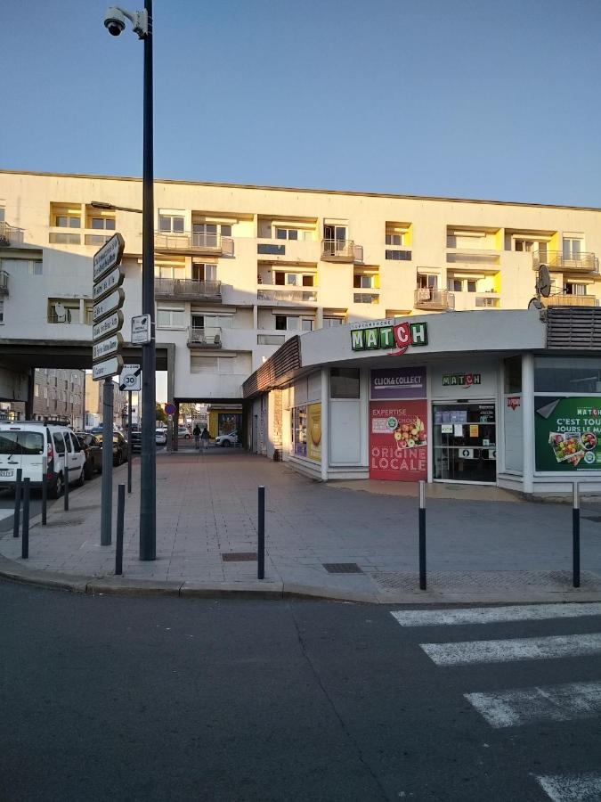 Chambre Calais Exterior photo